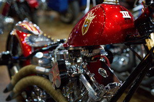 LVS30070